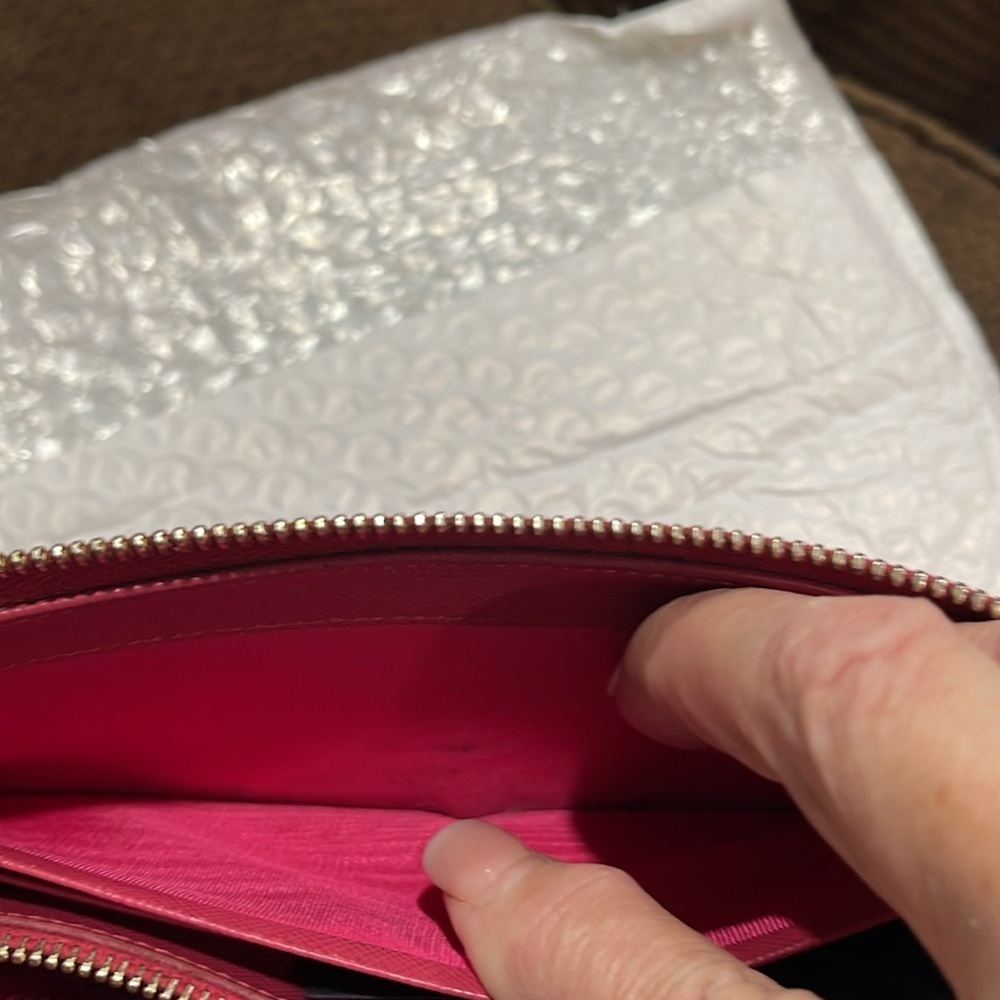 Prada Pink Women's Wallet L shape comes with COA offers are great! - Picture 13 of 15